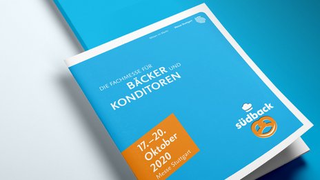 VISUELL Kommunikationsdesign: Redesign der südback: Vorderseite einer Ausstellerbroschüre in hellblau - Aufschrift: Die Fachmesse für Bäcker und Konditoren