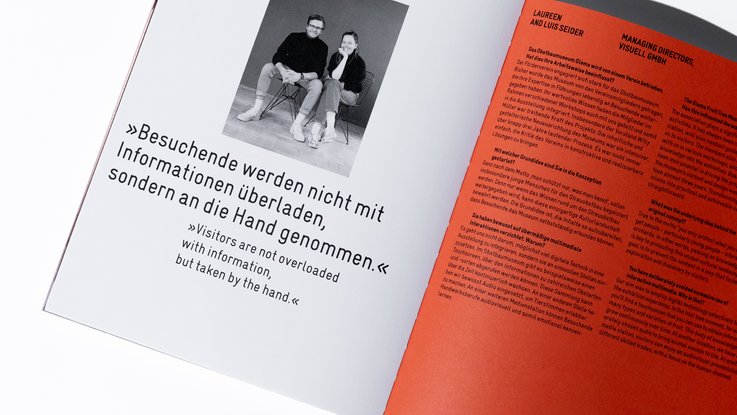 VISUELL Blogbeitrag: VISUELL gewinnt den FOCUS OPEN 2024 Gold für das Obstbaumuseum Glems VISUELL Blogbeitrag: FOCUS OPEN Award 2024 Gold: Eine Doppelseite aus dem Jahrbuch zum FOCUS OPEN Award Gold mit Foto und Interview mit der Geschäftsführung Laureen Seider und Luis Seider